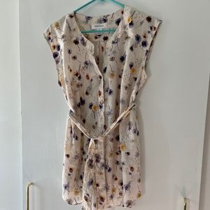 MOTHERHOOD MATERNITY:  Floral Top